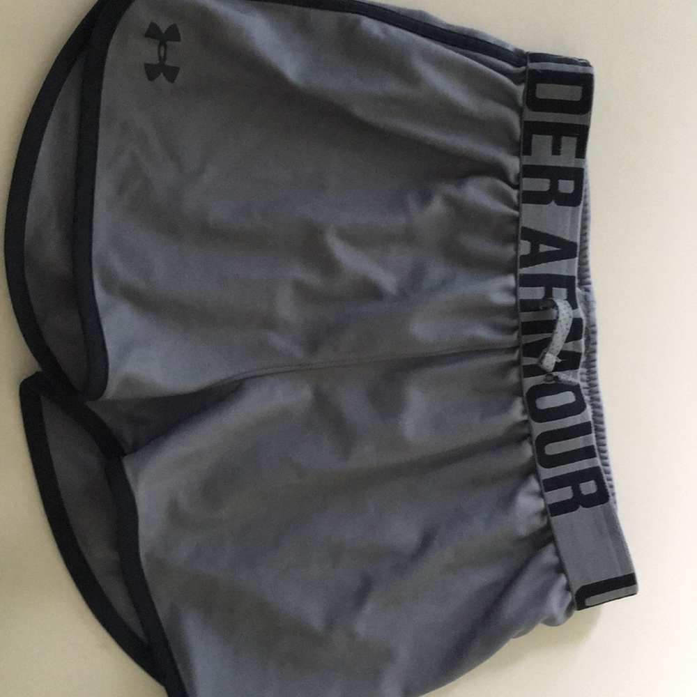 Youth under armour heat gear shorts
